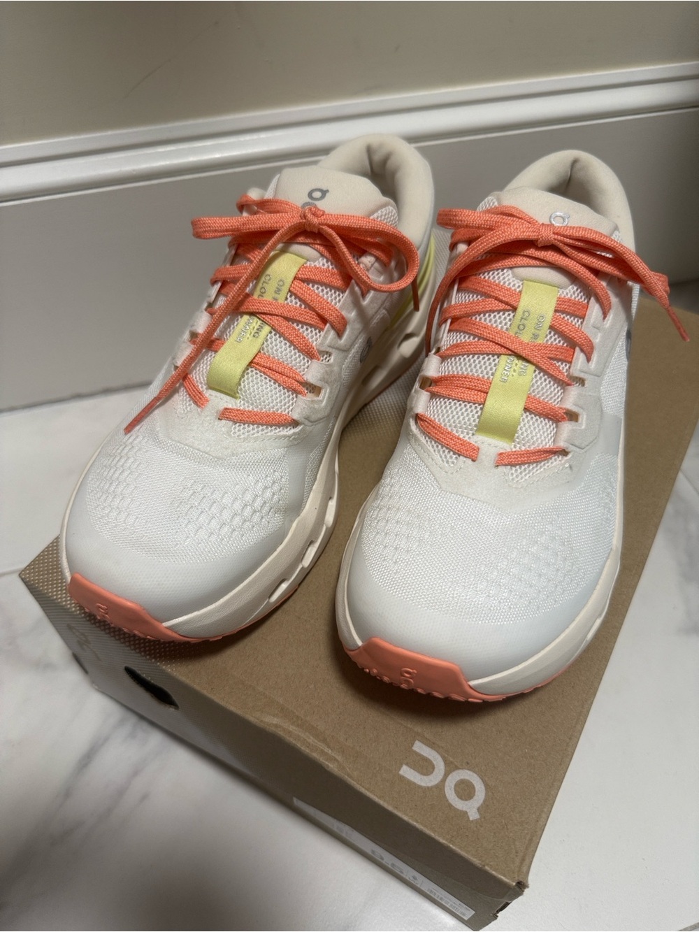 On Women’s Cloudrunner 3